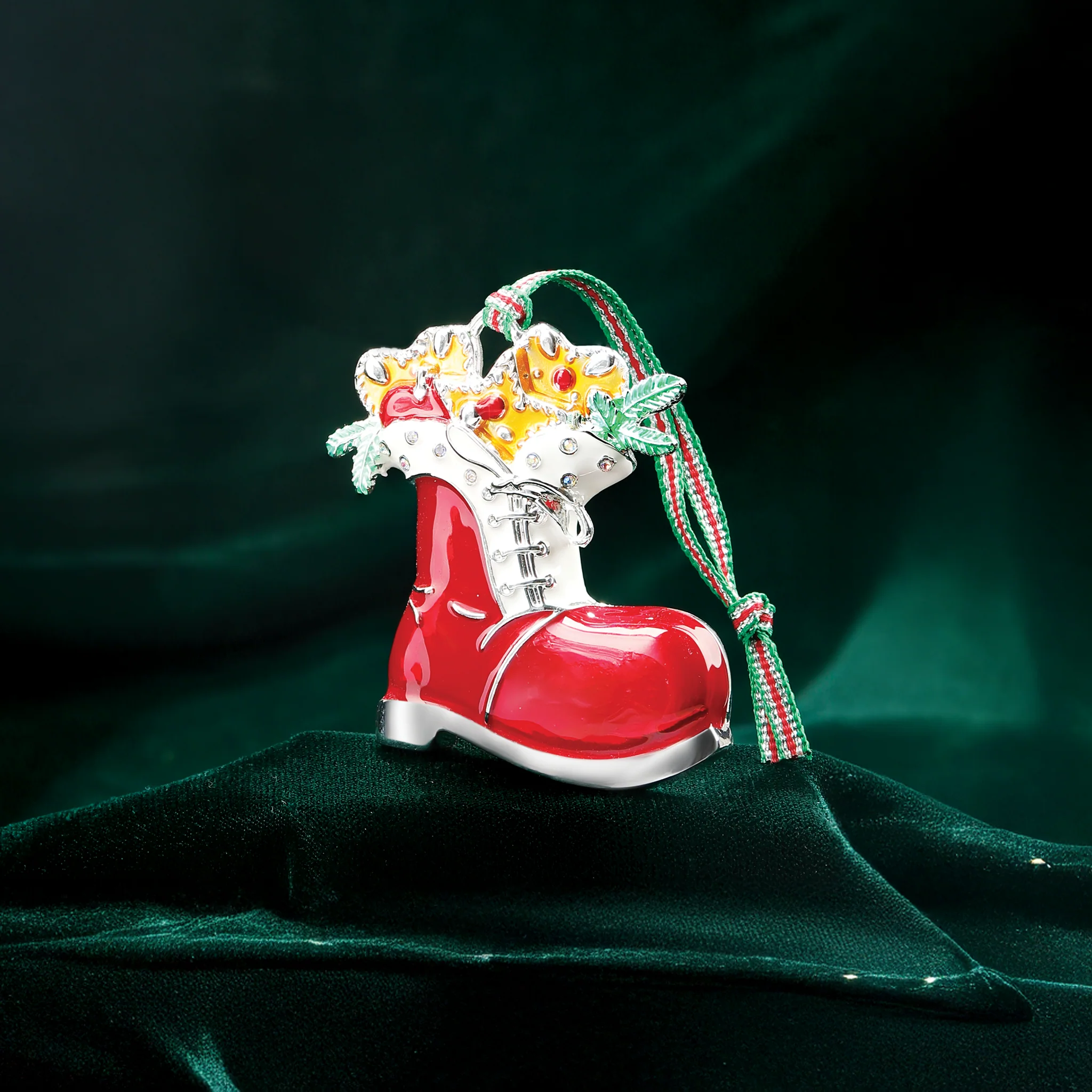 Red Boot Christmas Tree Decoration - Image 2