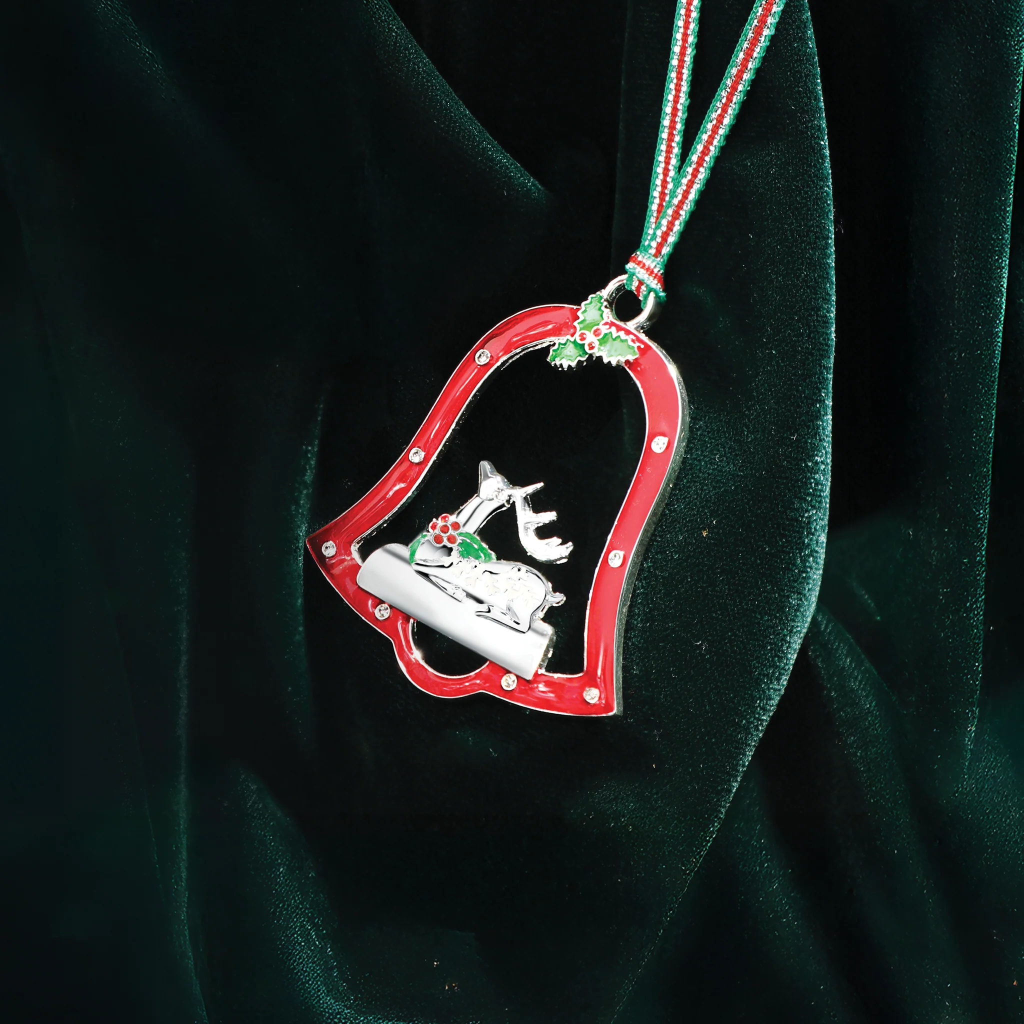 Resting Reindeer Christmas Tree Decoration - Image 2