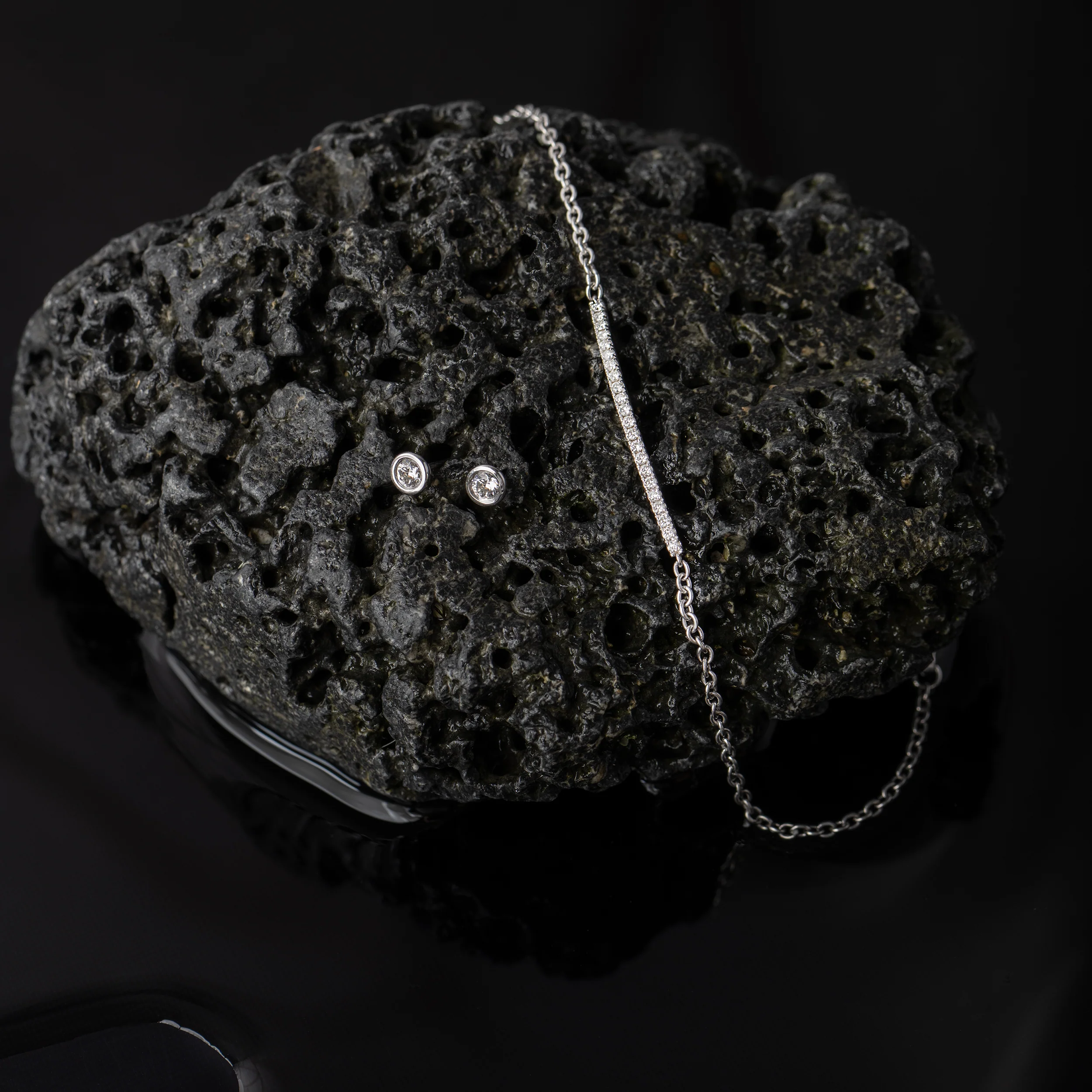 Sterling Silver Bezel Set Lab Grown Diamond Earrings 0.2ct - Image 6